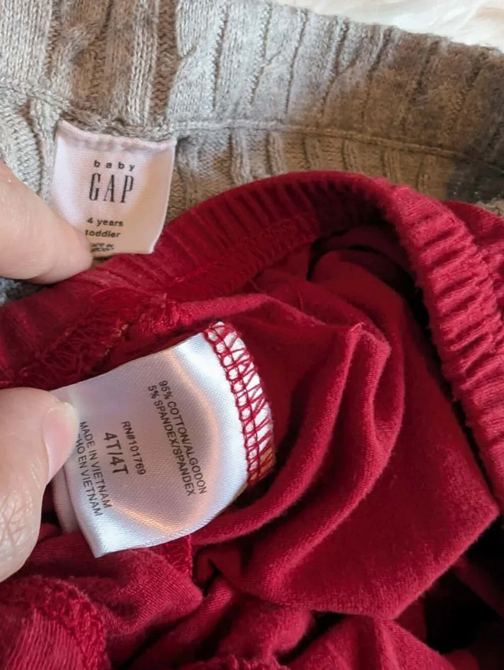 GAP Gray Cable Knit Leggings & Red Cotton Leggings - 2-Pack